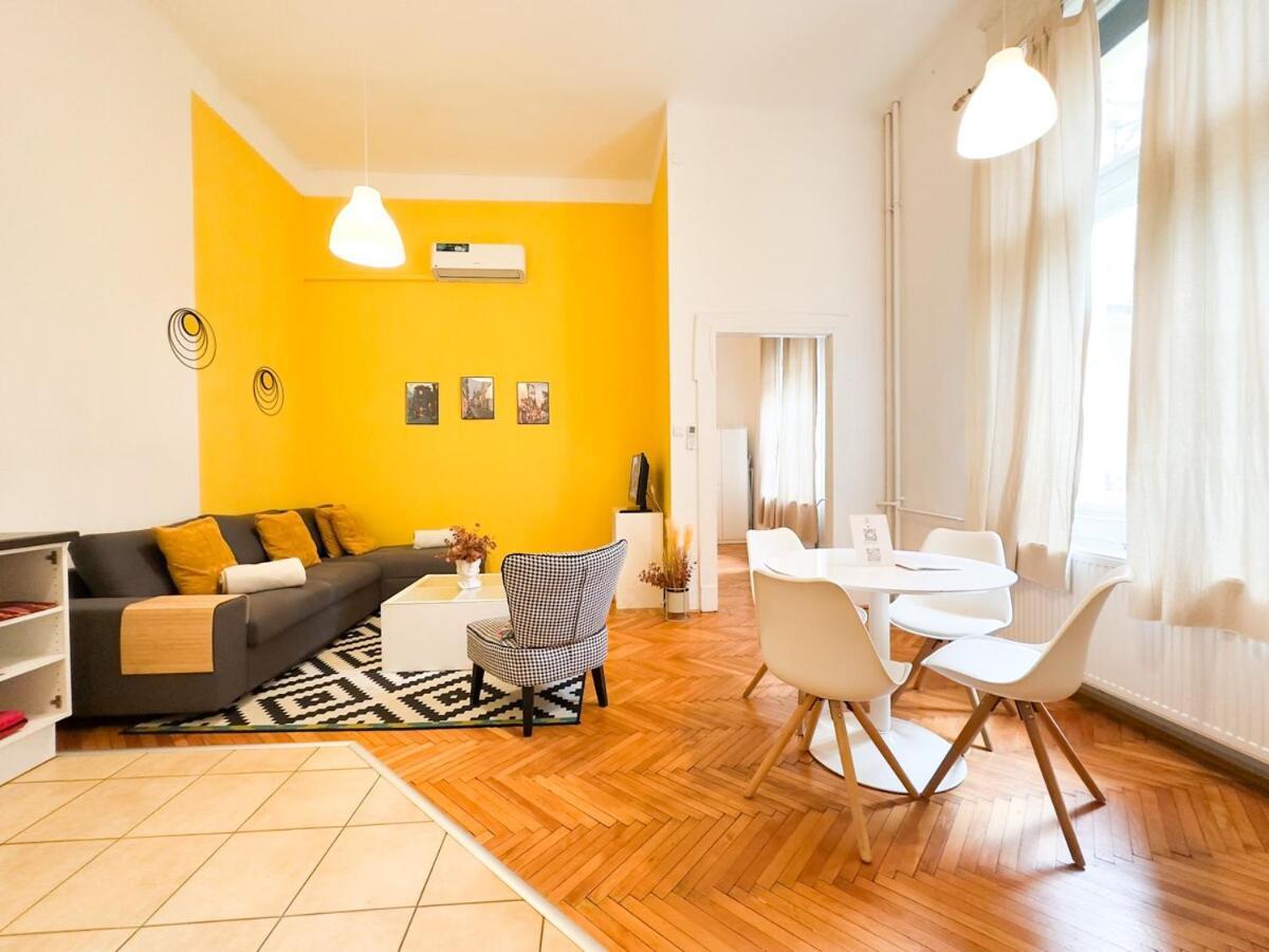 Apartmán Large Peaceful 1br In - Yellow House Budapest