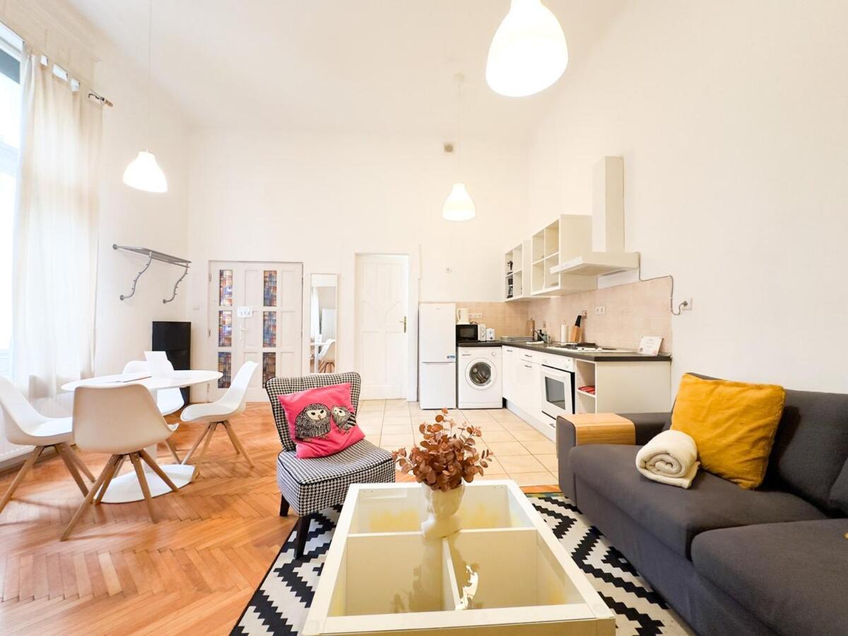 Apartmán Large Peaceful 1br In - Yellow House Budapest